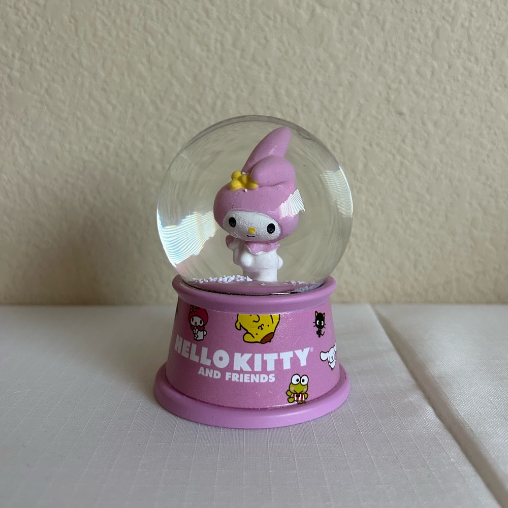 My Melody Mini Snow Globe